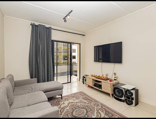 1 BEDROOM APARTMENT FOR SALE IN RICHWOOD
